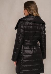 Renee - Czarna Kurtka Dagiel. Typ kołnierza: bez kaptura. Kolor: czarny. Długość rękawa: długi rękaw. Długość: długie. Wzór: aplikacja. Sezon: zima. Styl: elegancki #4