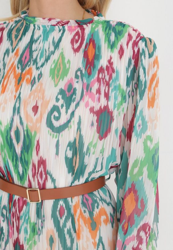 Born2be - Zielona Plisowana Sukienka Midi z Paskiem Hyacida. Kolor: zielony. Styl: elegancki. Długość: midi