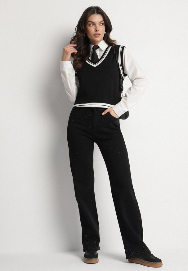 Born2be - Czarne Jeansy z Bawełną o Szerokim Kroju z Wysokim Stanem Dralseli. Okazja: na co dzień. Stan: podwyższony. Kolor: czarny. Styl: elegancki, casual