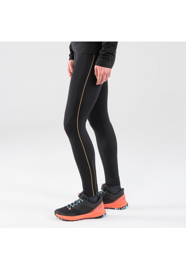 KIPRUN - Legginsy do biegania w terenie damskie Kiprun Run 900. Kolor: czarny. Materiał: poliester, skóra. Długość: długie. Sport: bieganie