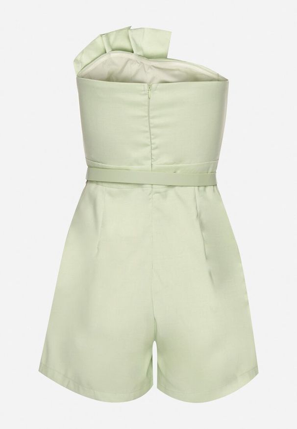 Born2be - Zielony Kombinezon Bez Rękawów Zdobiony Zakładkami i Paskiem z Klamrą Silurea. Okazja: na co dzień. Kolor: zielony. Długość rękawa: bez rękawów. Wzór: aplikacja. Styl: casual, elegancki