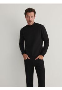Reserved - Bluza z półgolfem - czarny. Kolor: czarny. Materiał: dzianina, bawełna #1