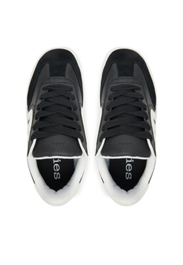 Etnies Sneakersy Locut 4101000507 Czarny. Kolor: czarny. Materiał: skóra