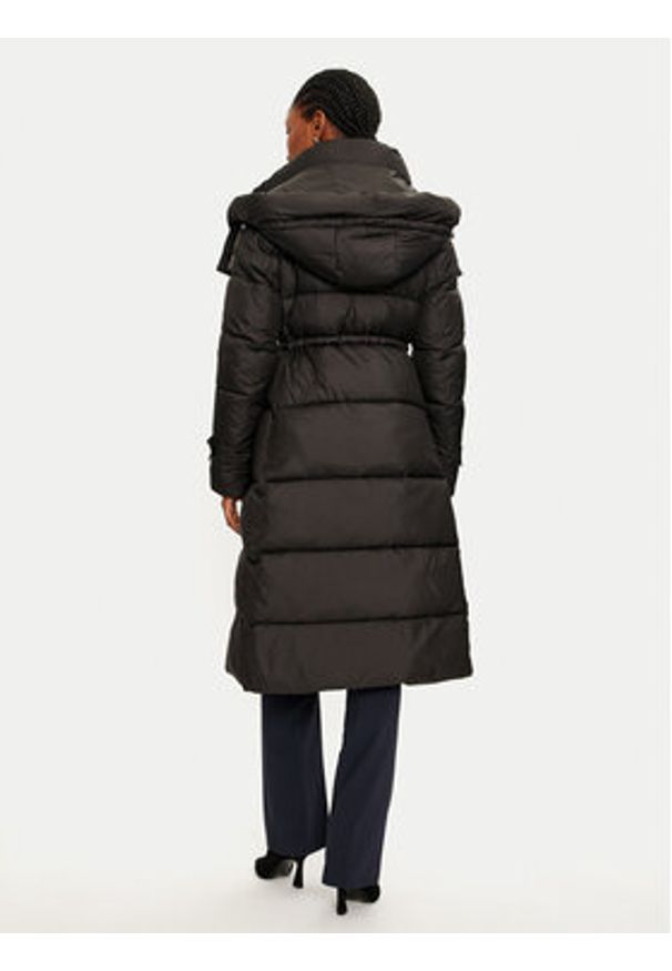 Rinascimento Płaszcz zimowy CFC0118339003 Czarny Loose Fit. Kolor: czarny. Materiał: syntetyk. Sezon: zima