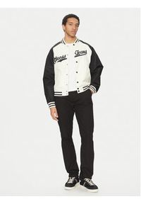 Guess Jeans Kurtka bomber M5GL32 WHAA2 Écru Regular Fit. Kolor: kremowy. Materiał: syntetyk #2
