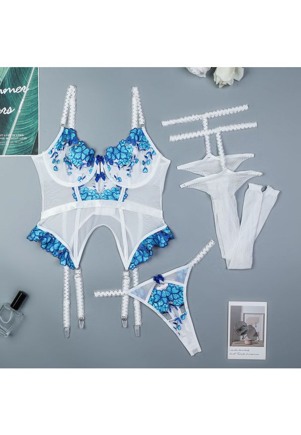 Intica - Komplet bielizny z haftem i pończochami Nikita. Kolor: wielokolorowy. Materiał: materiał. Wzór: haft