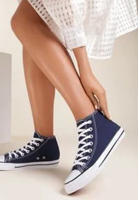 Renee - Granatowe Trampki Kelapheu. Nosek buta: okrągły. Zapięcie: sznurówki. Kolor: niebieski. Materiał: guma, materiał. Szerokość cholewki: normalna. Wzór: aplikacja. Obcas: na płaskiej podeszwie. Styl: klasyczny #1