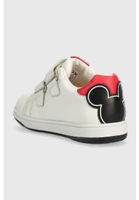 Geox sneakersy dziecięce x Disney kolor biały. Kolor: biały. Materiał: skóra, guma. Wzór: motyw z bajki #5
