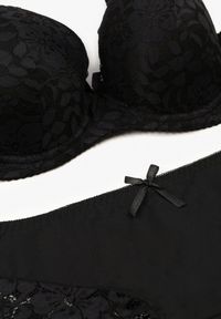 Born2be - Czarny Klasyczny Komplet Biustonosz i Majtki Figi z Koronką Ezilene. Kolor: czarny. Materiał: koronka. Wzór: koronka #2