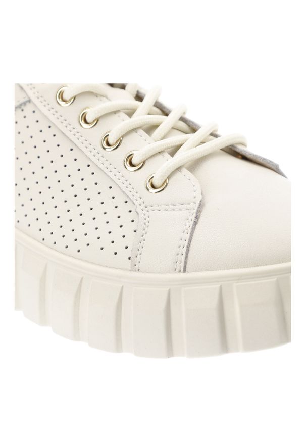 Beżowe Sneakersy Filippo Modne Obuwie Damskie. Okazja: na co dzień. Zapięcie: sznurówki. Kolor: beżowy. Materiał: skóra. Styl: klasyczny, sportowy, casual