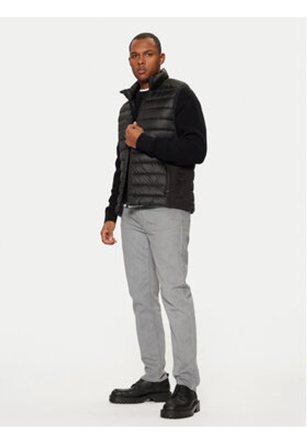 Calvin Klein Bezrękawnik Side Logo K10K108292 Czarny Regular Fit. Kolor: czarny. Materiał: syntetyk. Długość rękawa: bez rękawów