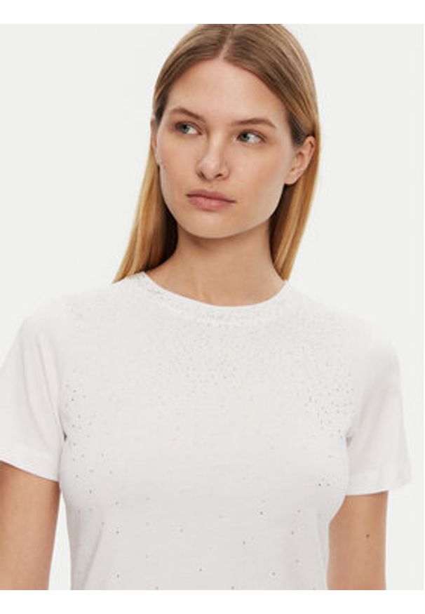 Guess T-Shirt 5RGI02 6298A Biały Regular Fit. Kolor: biały. Materiał: bawełna