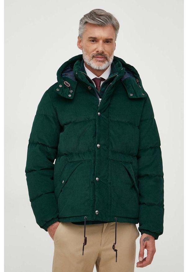 Polo Ralph Lauren kurtka sztruksowa puchowa kolor zielony zimowa. Typ kołnierza: polo. Kolor: zielony. Materiał: puch, sztruks. Sezon: zima