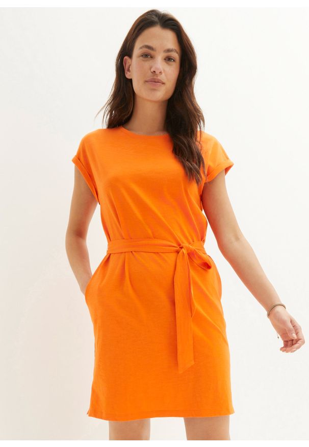 bonprix - Sukienka shirtowa z wiązanym paskiem. Kolor: pomarańczowy. Materiał: bawełna