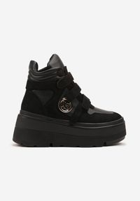 Born2be - Czarne Botki Vices w Stylu Sneakersów na Platformie Afirriva. Okazja: na co dzień. Zapięcie: rzepy. Kolor: czarny. Materiał: jeans. Wzór: aplikacja. Obcas: na platformie. Styl: retro, casual, klasyczny. Wysokość obcasa: średni #4