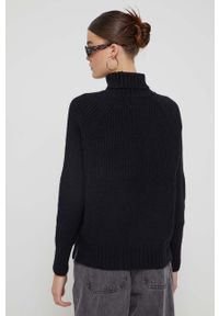 Superdry sweter z domieszką wełny damski kolor granatowy z golfem. Typ kołnierza: golf. Kolor: niebieski. Materiał: wełna. Długość rękawa: raglanowy rękaw #4