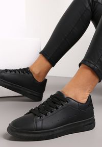 Renee - Czarne Sneakersy z Krótką Cholewką Tovome. Kolor: czarny. Szerokość cholewki: normalna. Wzór: gładki #3