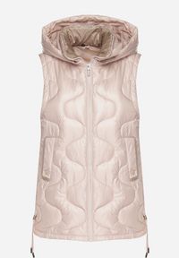 Born2be - Różowa Kamizelka Pikowana z Odpinanym Kapturem Vilzeki. Okazja: na co dzień. Kolor: różowy. Materiał: jeans. Styl: klasyczny, casual, elegancki #2