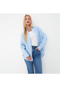 Mohito - Klasyczna koszula - Niebieski. Kolor: niebieski. Styl: klasyczny #1