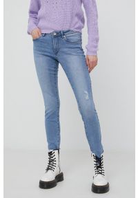 Vero Moda jeansy damskie medium waist. Kolor: niebieski #1