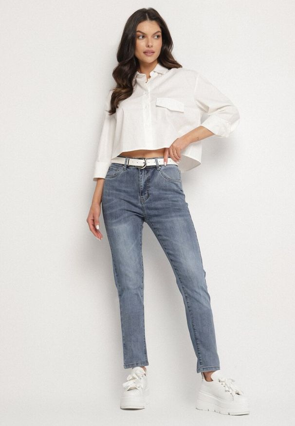 Born2be - Jasnoniebieskie Jeansy o Dopasowanym Kroju z Regularnym Stanem Galissea. Okazja: na co dzień. Kolor: niebieski. Styl: elegancki, casual