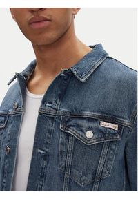 Calvin Klein Jeans Kurtka jeansowa J30J327588 Niebieski Slim Fit. Kolor: niebieski. Materiał: bawełna #3
