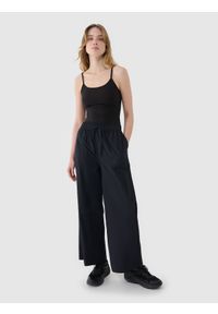 4f - 4F Spodnie casual z szerokimi nogawkami damskie - czarne XL. Okazja: na co dzień. Kolor: czarny. Materiał: syntetyk, materiał, tkanina. Styl: casual #1