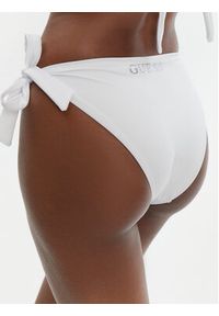 Guess Dół od bikini E5GO32 LY00K Biały. Kolor: biały. Materiał: syntetyk