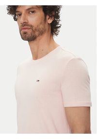 Tommy Jeans T-Shirt DM0DM20363 Różowy Slim Fit. Kolor: różowy. Materiał: bawełna