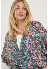 Answear Lab kimono jedwabne kolor zielony oversize wzorzysta. Kolor: zielony. Materiał: jedwab. Styl: wakacyjny #4
