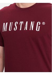 Mustang T-Shirt Alex 1013221 Bordowy Regular Fit. Kolor: czerwony. Materiał: bawełna #5