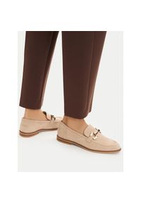 Loafersy Caprice. Kolor: beżowy #1