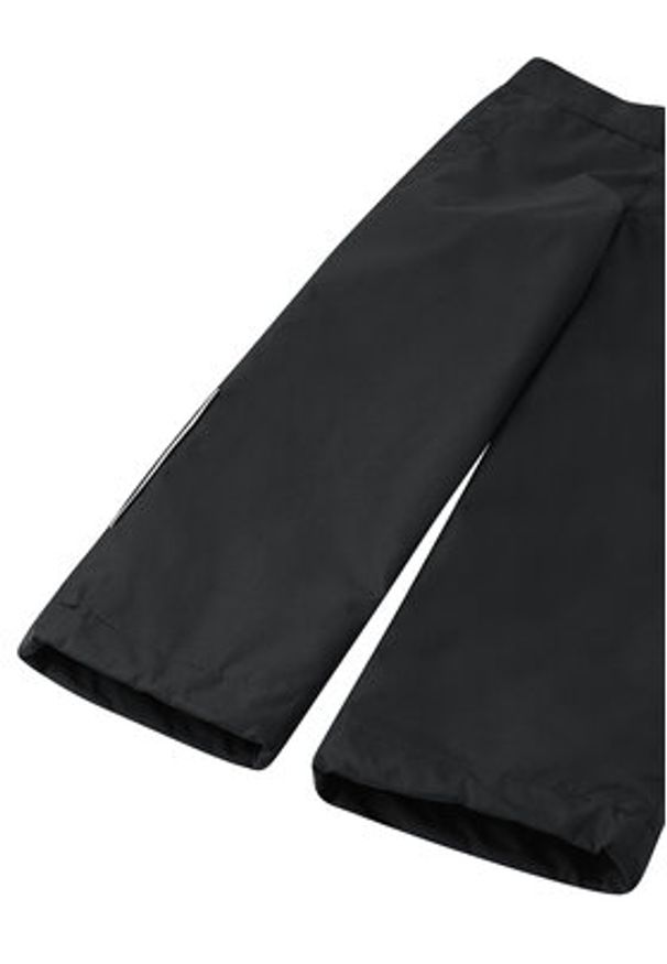 Reima Spodnie outdoor Valpas 5100419A Czarny Regular Fit. Kolor: czarny. Materiał: syntetyk. Sport: outdoor