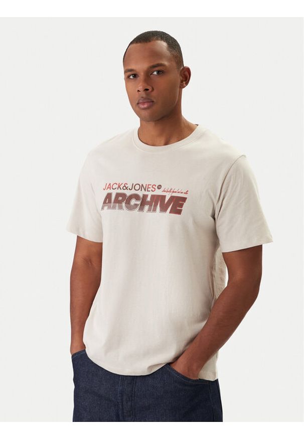 Jack & Jones T-Shirt Brat Tee 12288103 Beżowy Regular Fit. Kolor: beżowy. Materiał: bawełna