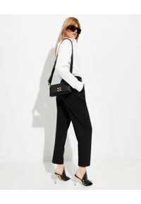 OFF-WHITE - Czarne spodnie z prostymi nogawkami. Kolor: czarny. Wzór: aplikacja #3
