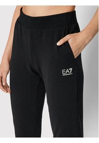 EA7 Emporio Armani Spodnie dresowe 8NTP85 TJCQZ 0203 Czarny Regular Fit. Kolor: czarny. Materiał: bawełna, dresówka #4