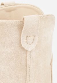 Renee - Beżowe Botki Vices w Stylu Kowbojek na Słupku Velfedi. Okazja: na co dzień. Kolor: beżowy. Materiał: jeans. Sezon: jesień, zima. Obcas: na słupku. Styl: casual #6