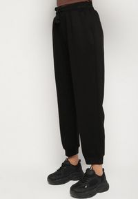 Born2be - Czarny Komplet Dresowy Rozpinana Bluza i Spodnie Joggery z Bawełną Anarrise. Kolor: czarny. Materiał: dresówka, bawełna #7
