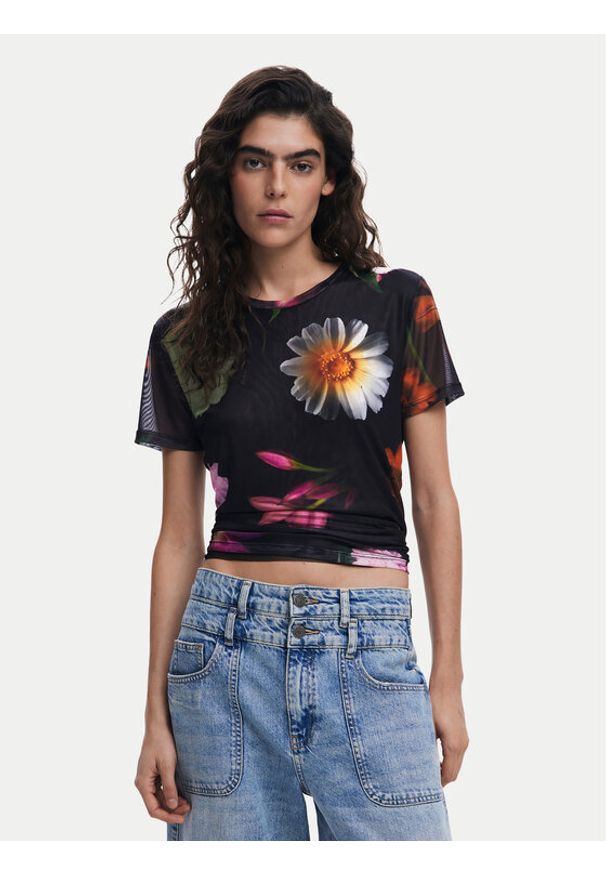 Desigual T-Shirt Des Moines 25SWTK88 Czarny Regular Fit. Kolor: czarny. Materiał: syntetyk