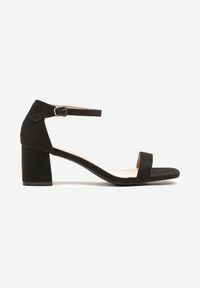 Renee - Czarne Sandały Vices na Słupku z Kwadratowym Noskiem Galamia. Okazja: na co dzień. Kolor: czarny. Materiał: jeans. Obcas: na słupku. Styl: klasyczny, elegancki, casual. Wysokość obcasa: średni #3