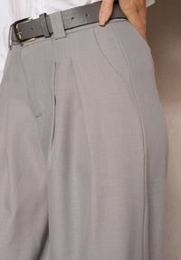 Renee - Szare Spodnie Palazzo High Waist z Szerokimi Nogawkami i Paskiem z Metalową Klamrą Oinna. Okazja: na co dzień, do pracy. Stan: podwyższony. Kolor: szary. Styl: klasyczny, elegancki, casual #5