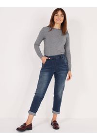 Unisono - SPODNIE - JEANSY. Okazja: na co dzień. Materiał: jeans. Styl: casual, klasyczny