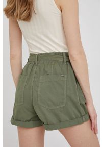 Pepe Jeans szorty bawełniane KAYLEE SHORT damskie kolor zielony gładkie high waist. Stan: podwyższony. Kolor: zielony. Materiał: bawełna. Wzór: gładki