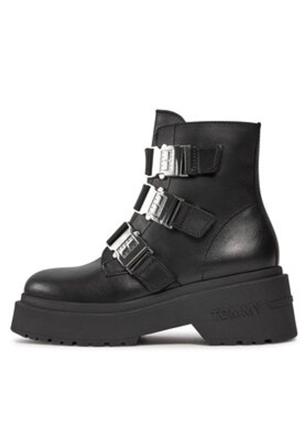Tommy Jeans Botki Tjw Chunky Boot Hardware EN0EN02443 Czarny. Kolor: czarny. Materiał: skóra