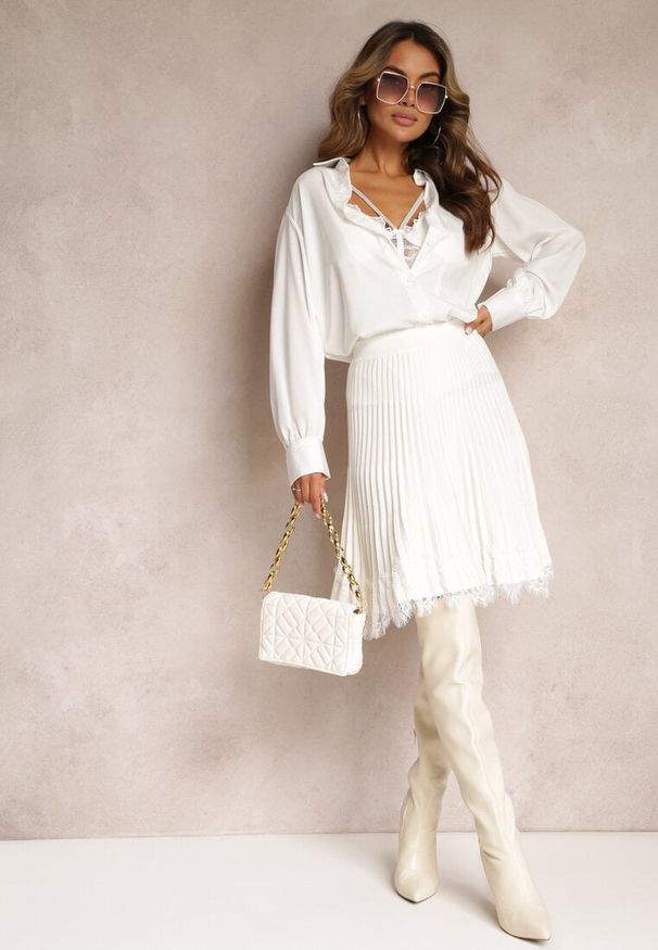 Renee - Biała Spódnica Mini Rozkloszowana z Gumką w Talii Saniurio. Kolor: biały. Długość: krótkie