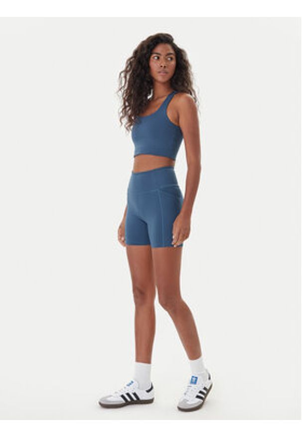 GIRLFRIEND COLLECTIVE - Girlfriend Collective Szorty sportowe Pocket Run 4037 Granatowy Slim Fit. Kolor: niebieski. Materiał: syntetyk. Sport: bieganie