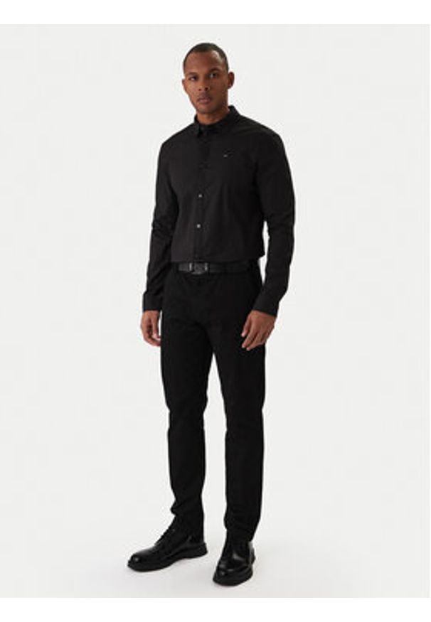 Tommy Jeans Koszula DM0DM04405 Czarny Slim Fit. Kolor: czarny. Materiał: bawełna