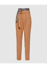 Manila Grace - MANILA GRACE - Karmelowe spodnie z podwójnym paskiem. Kolor: beżowy. Materiał: tkanina. Wzór: motyw zwierzęcy, nadruk #5