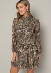 Born2be - Brązowa Rozkloszowana Sukienka w Panterkę z Falbankami i Gumkami w Pasie Tinnorisa. Okazja: na imprezę. Typ kołnierza: kołnierz z falbankami. Kolor: brązowy. Wzór: motyw zwierzęcy. Typ sukienki: rozkloszowane. Styl: elegancki #3