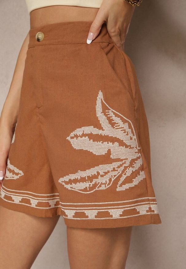 Renee - Brązowe Szorty High Waist z Bawełny Zdobione Haftem Filianira. Okazja: na co dzień. Stan: podwyższony. Kolor: brązowy. Materiał: bawełna. Wzór: haft, aplikacja. Sezon: lato. Styl: casual, elegancki